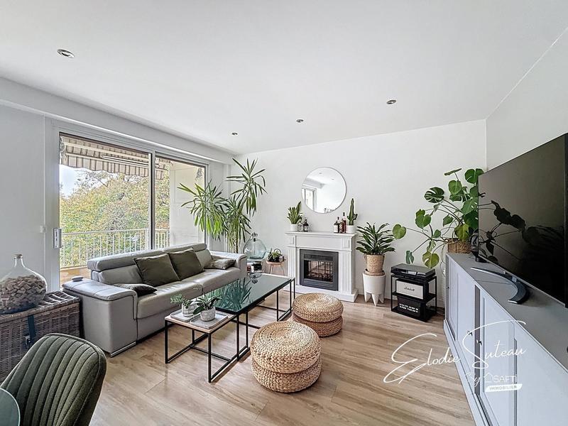 Appartement - 92 m² - 4 pièces