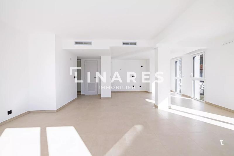 Appartement - 91 m² - 3 pièces