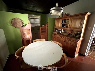 Maison - 90 m² - 4 pièces