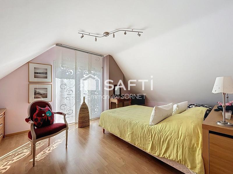 Maison - 130 m² - 7 pièces