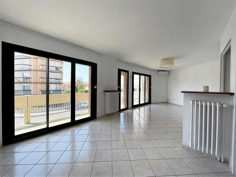 Appartement - 90 m² - 4 pièces