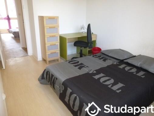 Chambre - 12 m² - 1 pièce