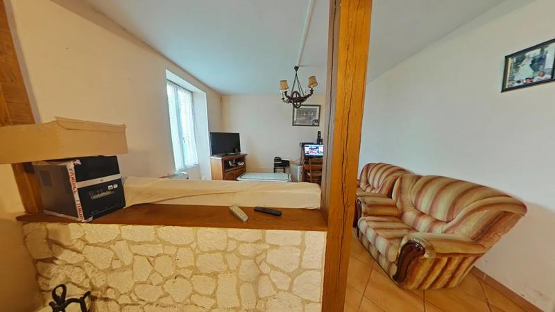 Maison - 80 m² - 6 pièces