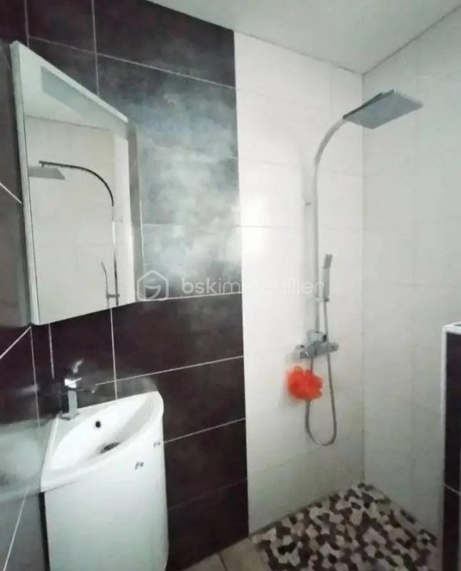 Maison - 137 m² - 6 pièces