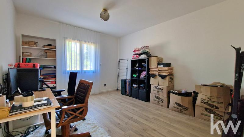 Maison - 176 m² - 6 pièces