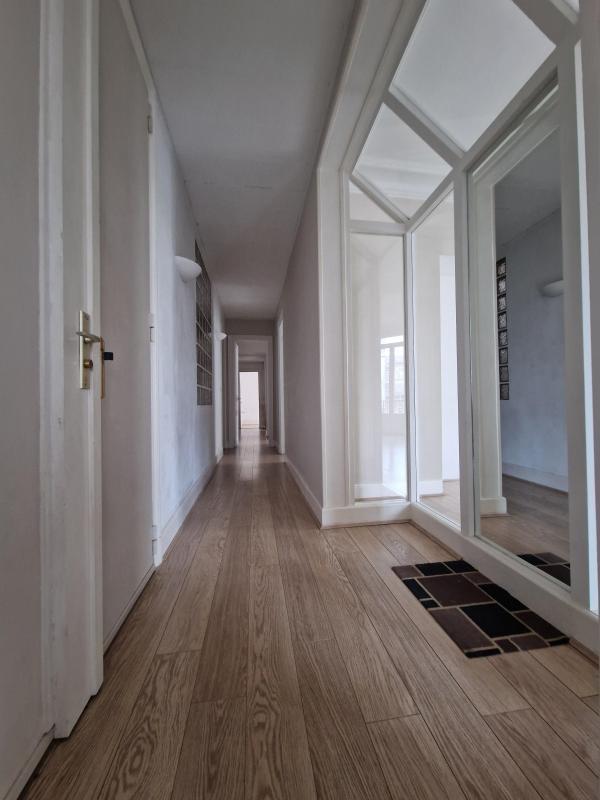 Appartement - 112 m² - 4 pièces