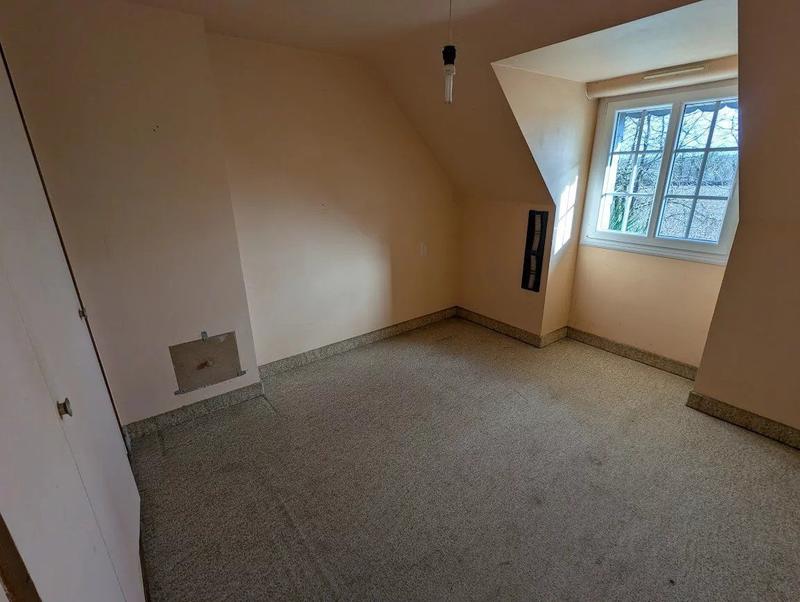 Maison - 121 m² - 6 pièces