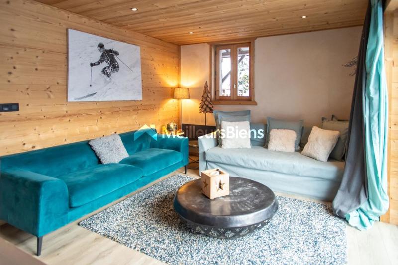 Propriété - 220 m² - 8 pièces