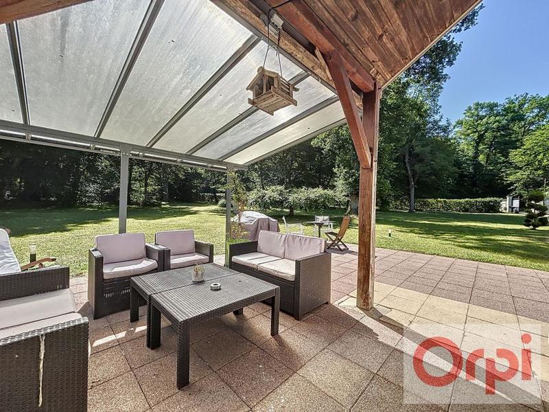 Maison - 197 m² - 8 pièces