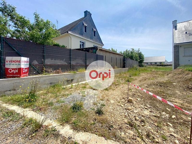 Terrain constructible - 697 m²