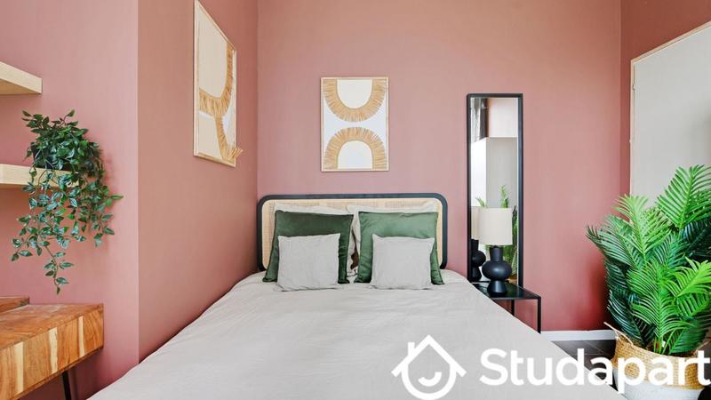 Chambre - 9 m² - 1 pièce