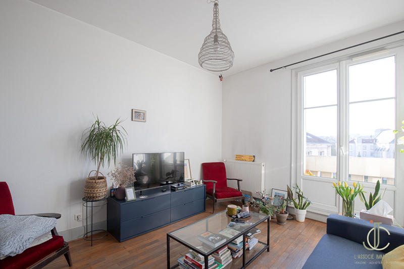 Appartement - 56 m² - 2 pièces