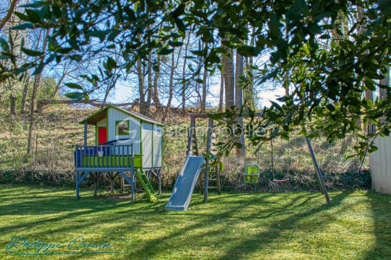 Maison - 115 m² - 6 pièces