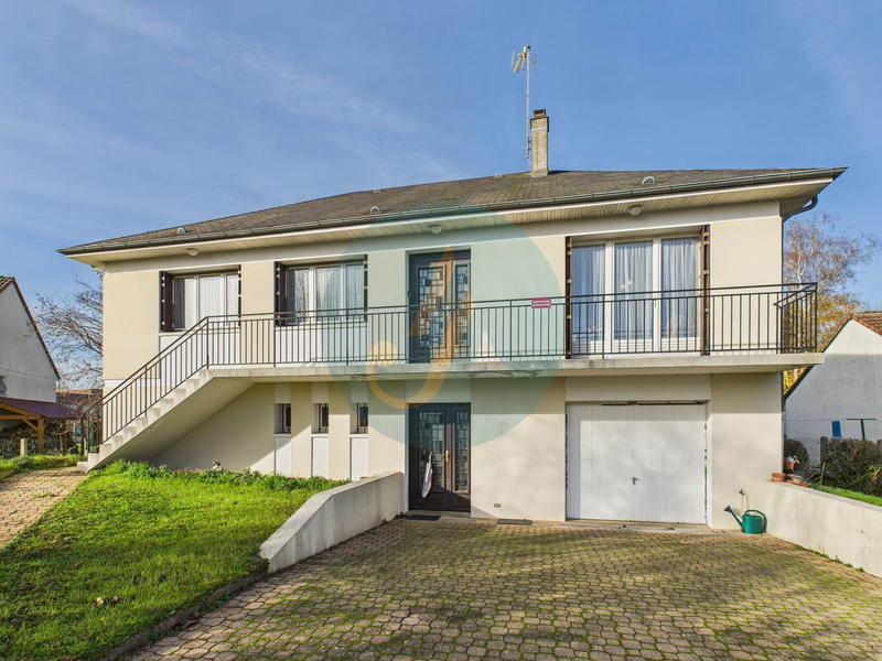 Maison - 186 m² - 7 pièces