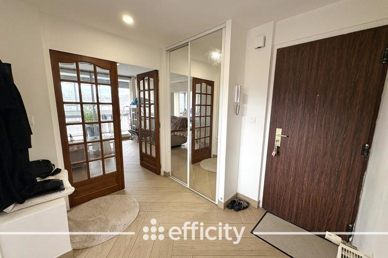 Appartement - 82 m² - 4 pièces