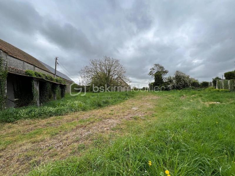 Terrain constructible - 950 m²