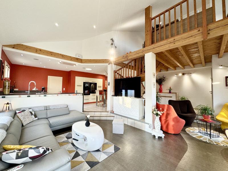 Maison - 148 m² - 5 pièces