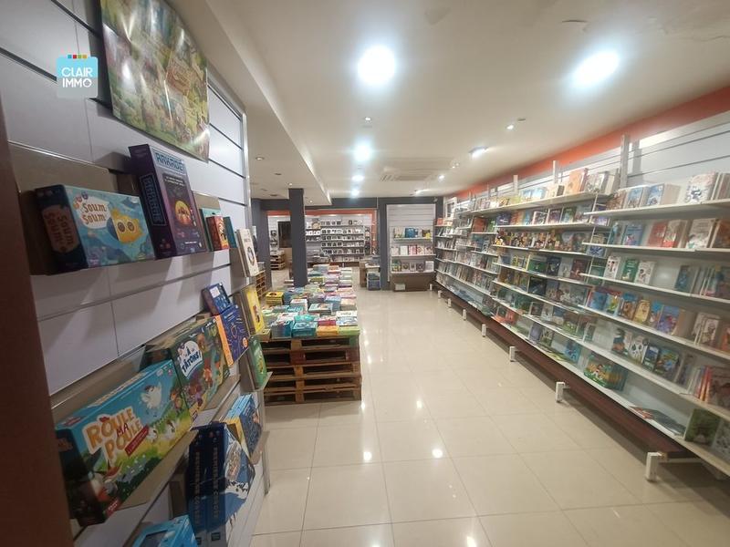 Fonds de commerce - Local commercial - 188 m²