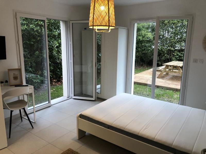 Chambre - 12 m² - 1 pièce