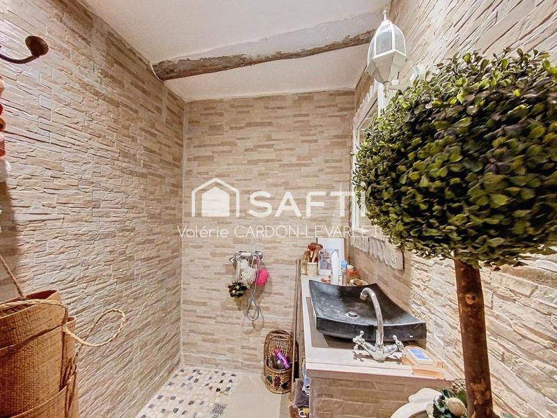 Maison - 105 m² - 6 pièces