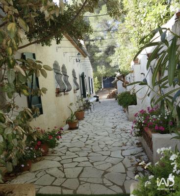 Maison - 164 m² - 7 pièces