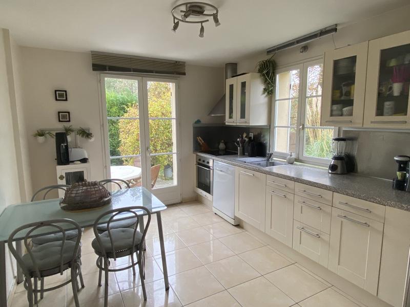 Maison - 157 m² - 6 pièces