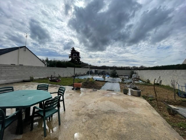 Maison - 101 m² - 6 pièces