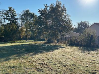 Terrain constructible - 1 500 m²