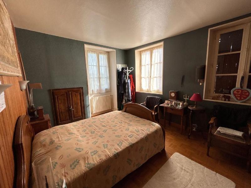 Maison ancienne - 157 m² - 8 pièces