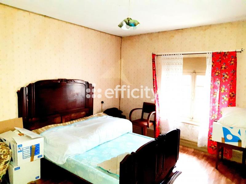 Maison - 99 m² - 4 pièces