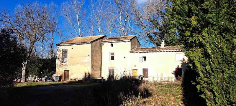 Maison - 240 m² - 10 pièces