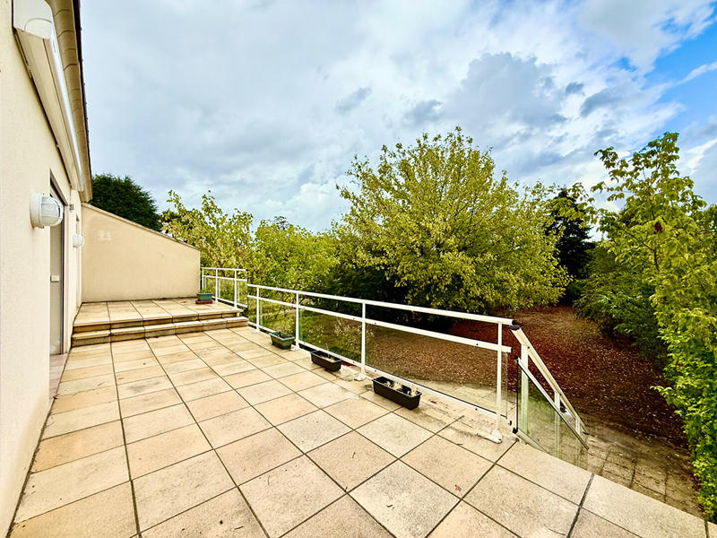 Maison - 148 m² - 7 pièces