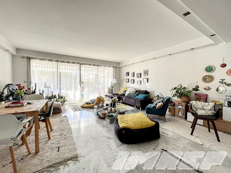 Appartement - 142 m² - 4 pièces