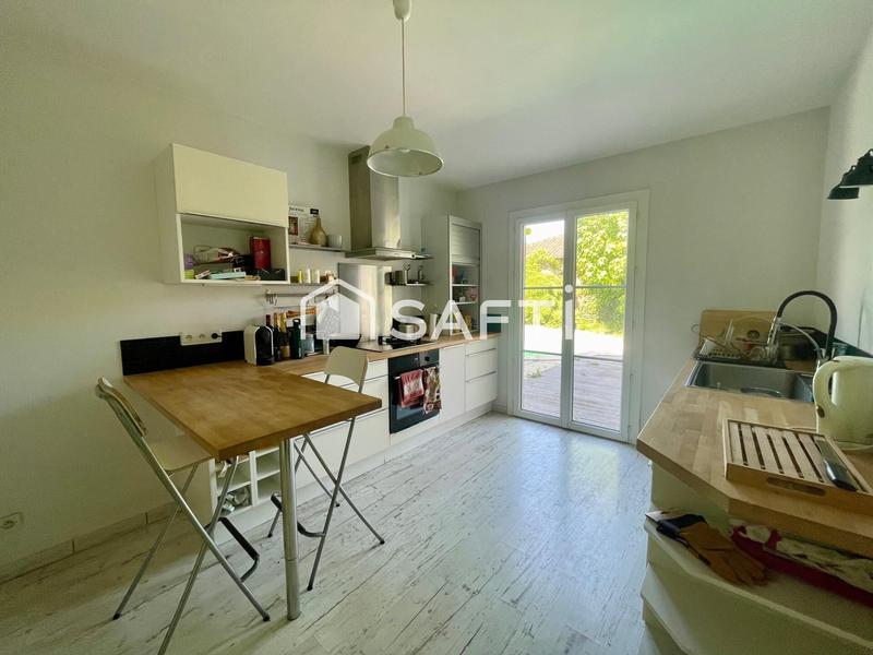 Maison - 195 m² - 8 pièces