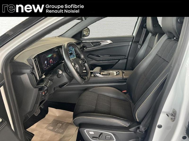 Renault Austral E-Tech hybrid 200 Iconic