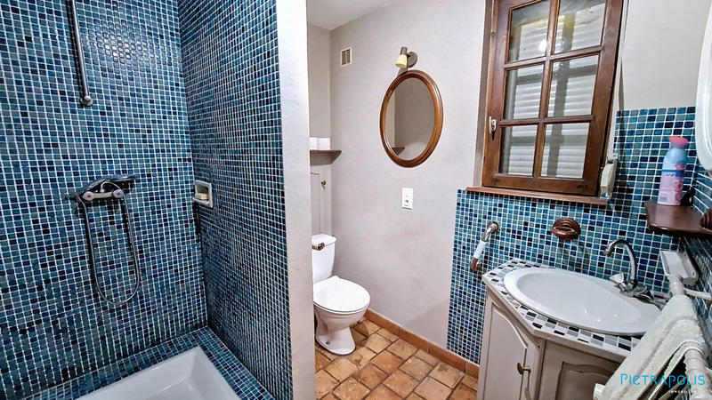 Maison ancienne - 213 m² - 8 pièces