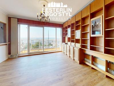 Maison - 152 m² - 6 pièces