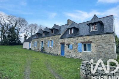 Maison - 98 m² - 5 pièces