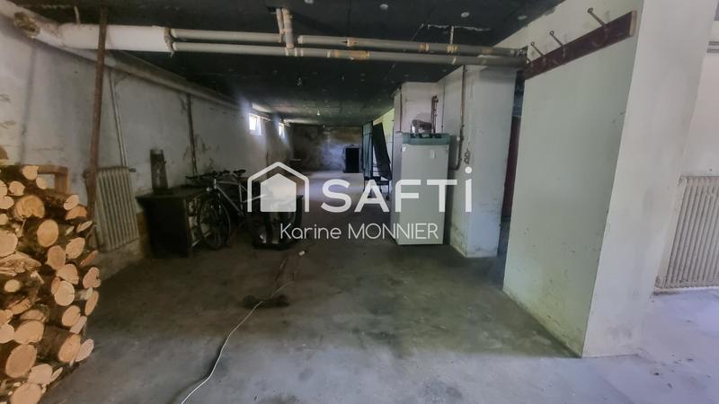 Maison - 204 m² - 7 pièces