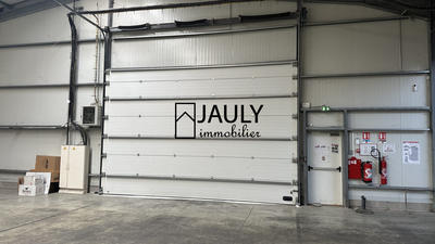 Entrepôt - 820 m²