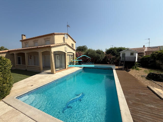 Maison - 159 m² - 7 pièces