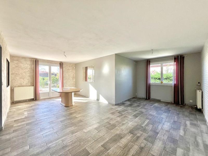 Maison - 90 m² - 3 pièces