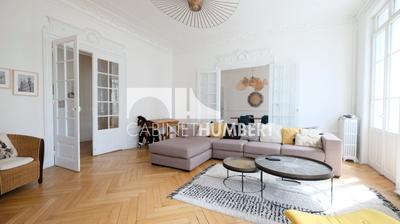 Appartement - 176 m² - 6 pièces