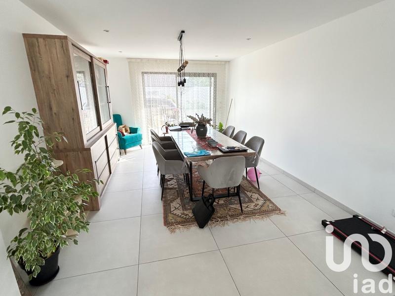 Maison - 198 m² - 6 pièces