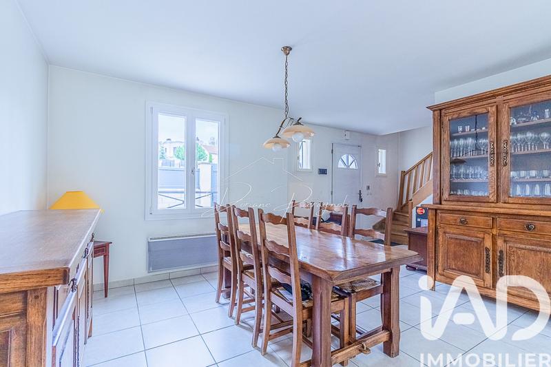 Maison - 185 m² - 10 pièces