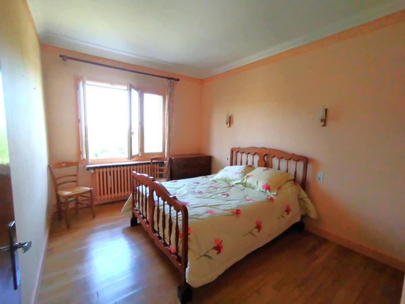 Maison - 163 m² - 7 pièces