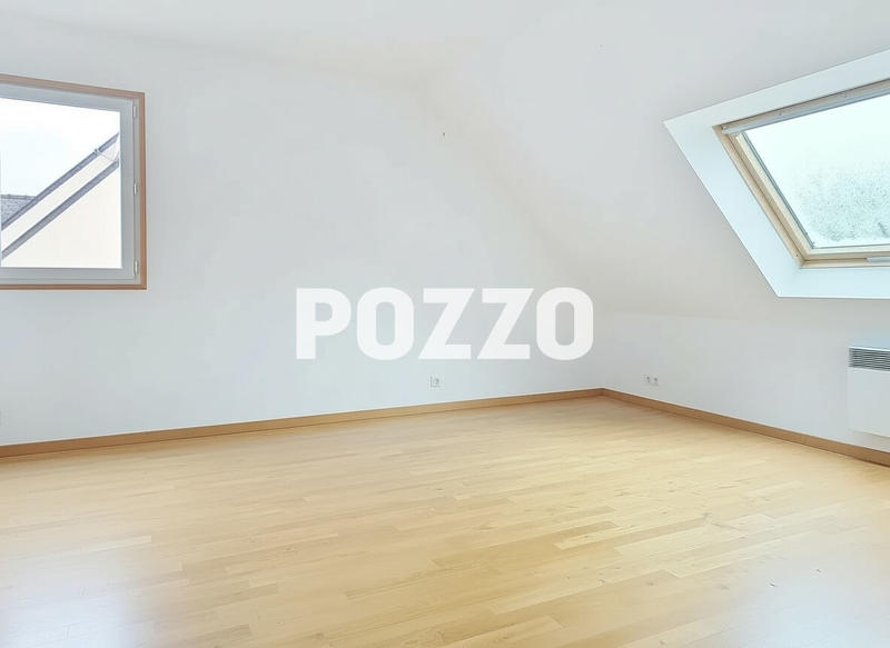 Maison - 137 m² - 6 pièces