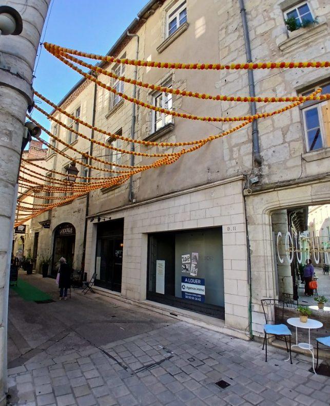 Local commercial - 318 m²