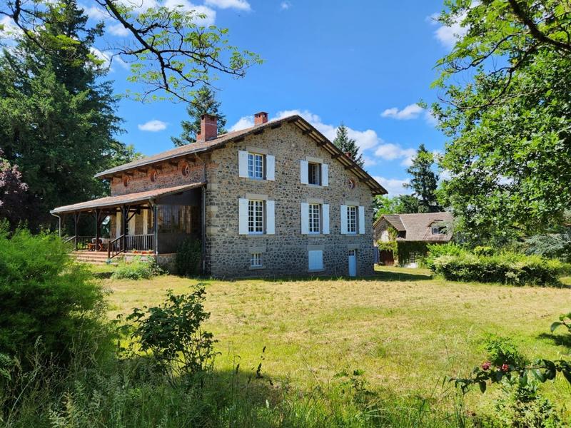 Maison - 340 m² - 12 pièces