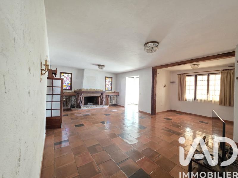 Maison - 295 m² - 9 pièces